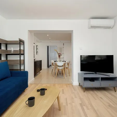 Przestronne Przy Rynku We Wroclawiu Z Klimatyzacja I Wanna By Renters Apartamento *