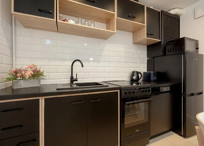 Lejlighed Przestronne Przy Rynku We Wroclawiu Z Klimatyzacja I Wanna By Renters